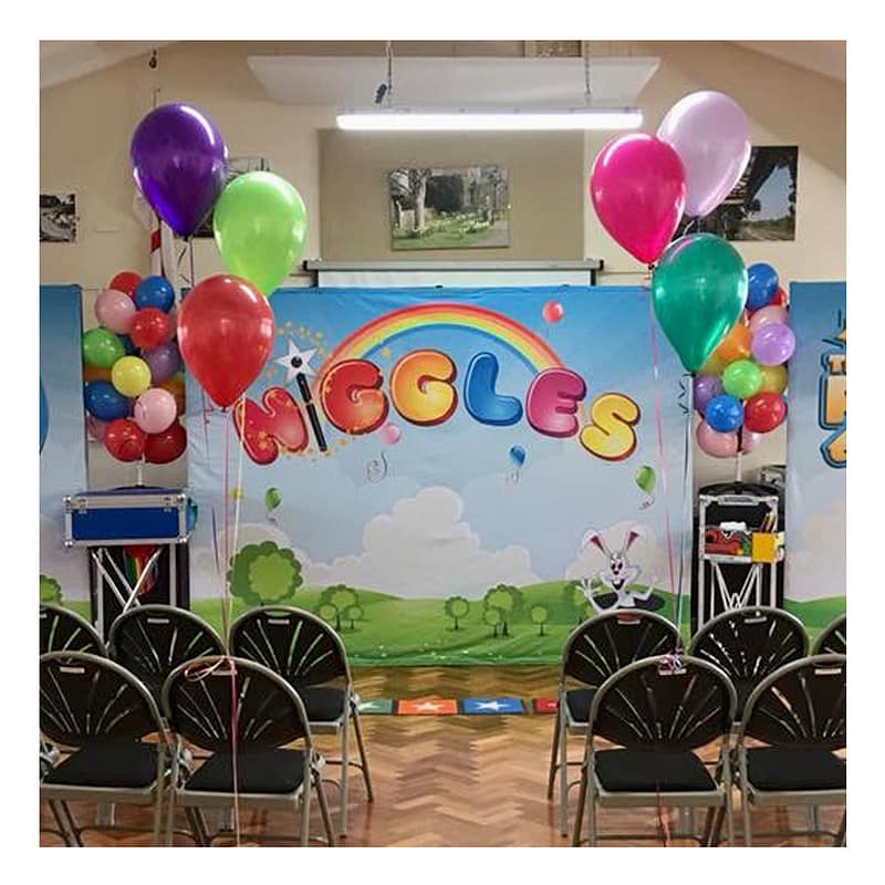 Premium Gold package magic performance with full entertainment setup and balloon creations