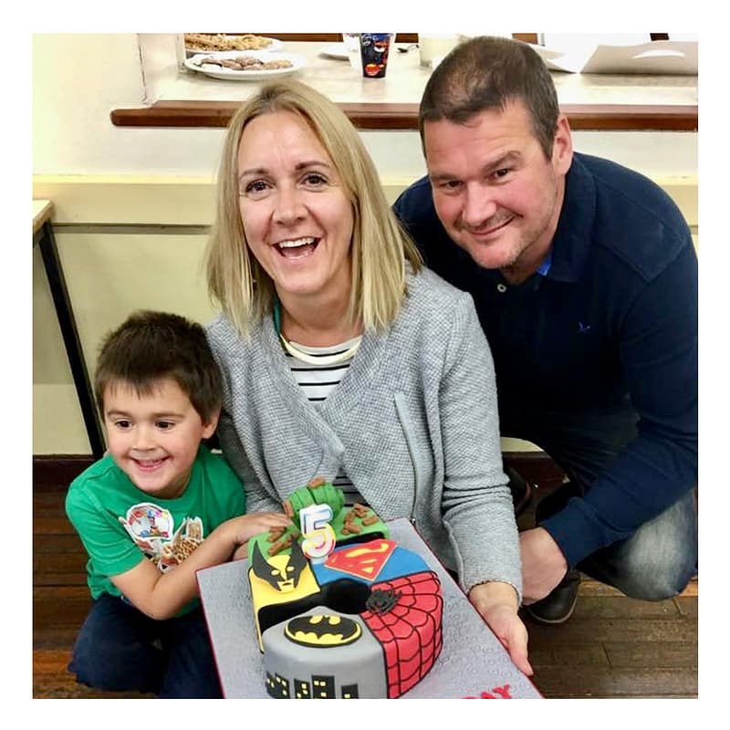 Five-star customer review testimonial for Niggles Magic children's party entertainmen